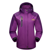 Women Windproof and Waterproof Mountaineering Jacket_3