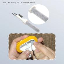 3-in-1 Earphones Cleaner Kit